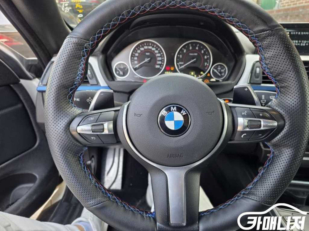 [BMW]4시리즈 (F32) 428i 컨버터블 M 스포츠 (5인승) #3월급매 이미지