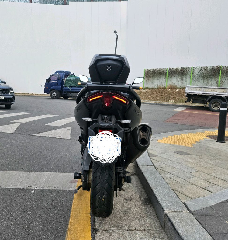 [서울] 20년식 TMAX560 아크라2구 팝니다. 이미지