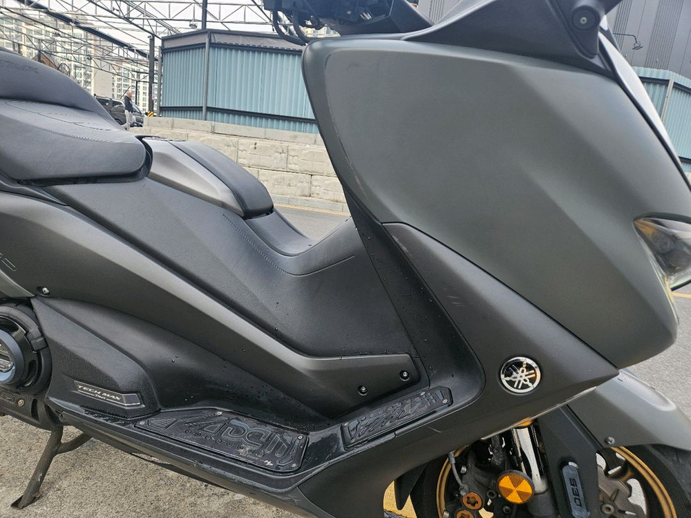 [서울] 20년식 TMAX560 아크라2구 팝니다. 이미지