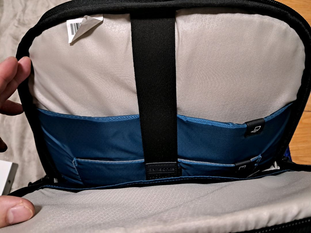 샘소나이트 커넥트 아이 스탠다드 구글 자카드 백팩 팝니다 이미지