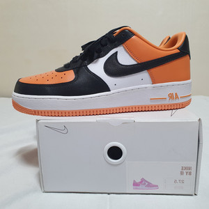 275 나이키 에어포스 1 쉐터드 백보드 컬러 오렌지 블랙 화이트
