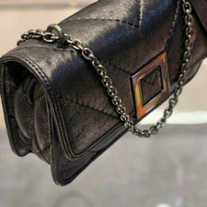 루스엔라운지 블랙 퀼팅 체인백 이미지