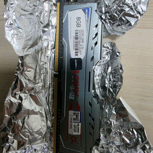 Gloway DDR4 8GB, 삼성 DDR3 4GB 이미지