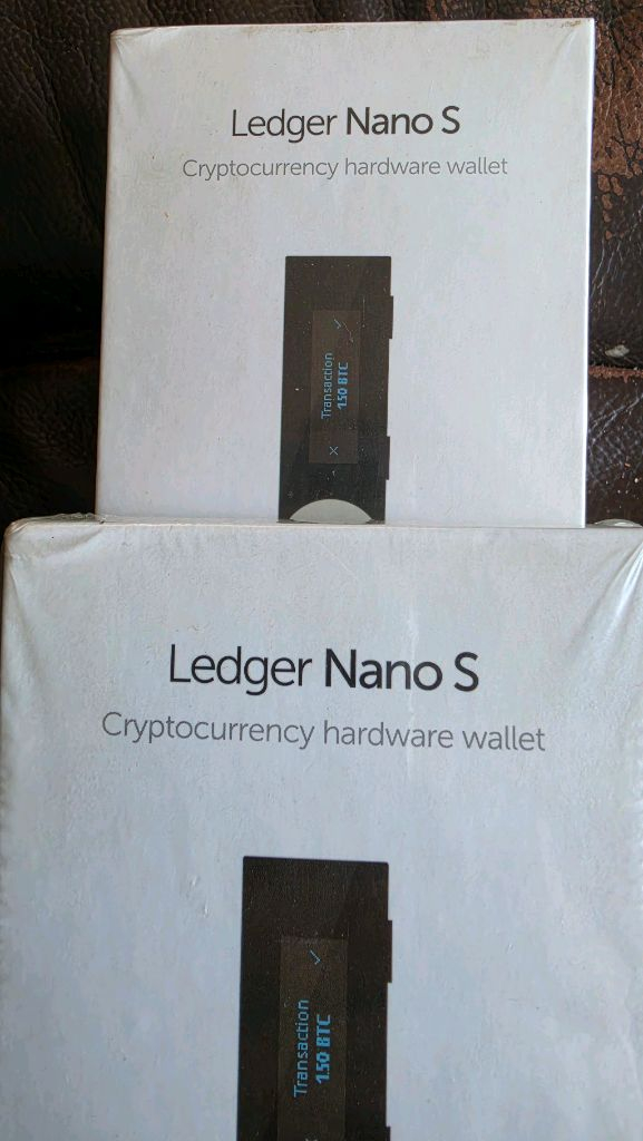 Ledger Nano S 미개봉 암호화폐 하드웨어 지갑 이미지
