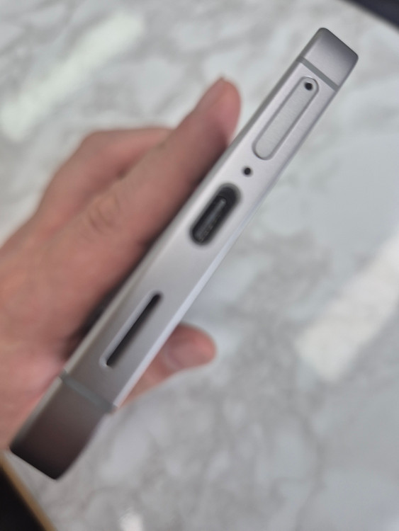 갤럭시 S25플러스 256G 실버 팔아요[74만]--1