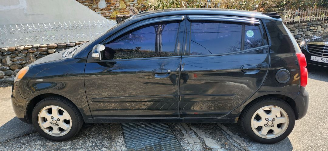 뉴모닝 수동 2008년 12만4천 연비좋음 경차 개인 천장가죽시공 언더코딩 이미지