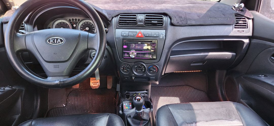 뉴모닝 수동 2008년 12만4천 연비좋음 경차 개인 천장가죽시공 언더코딩 이미지