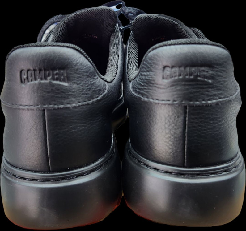 캠퍼 Runner K21 블랙 스니커즈 EU40 사이즈 이미지