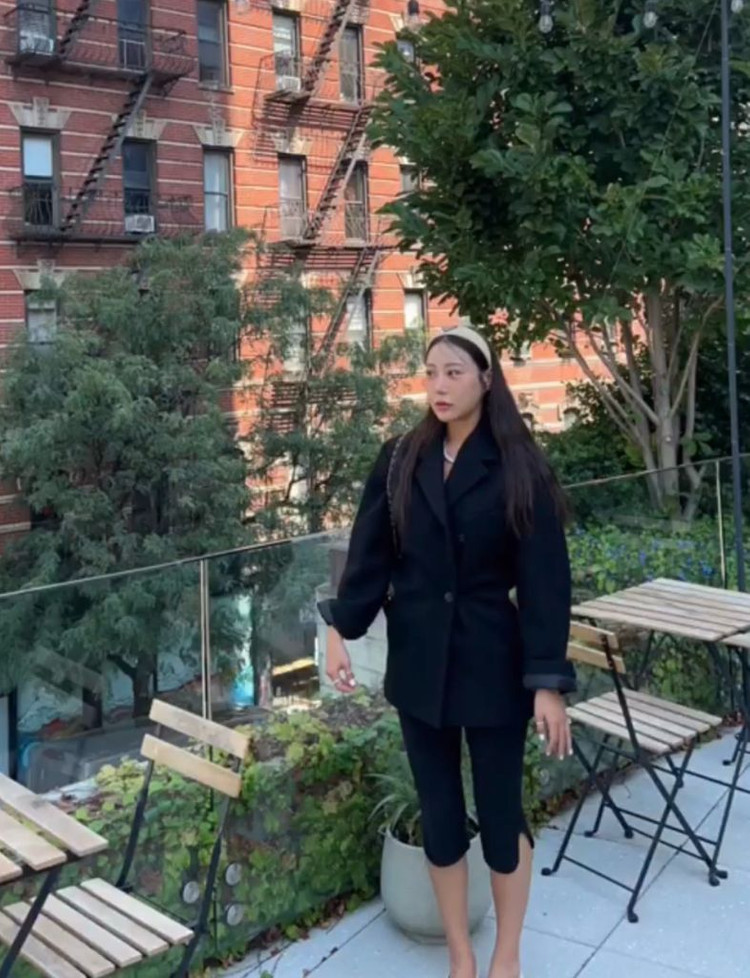 매니모어몽 자켓 이미지