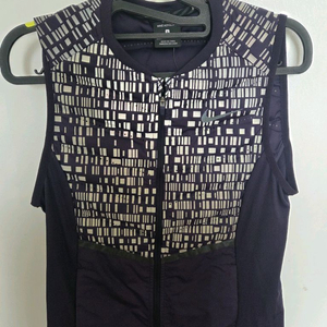 나이키 에어로프트 플래시 조끼 S 이미지