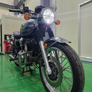 특가)가와사키 w800 23년 1만 짧은키로수 블박2채널 최저가판매합니다 이미지