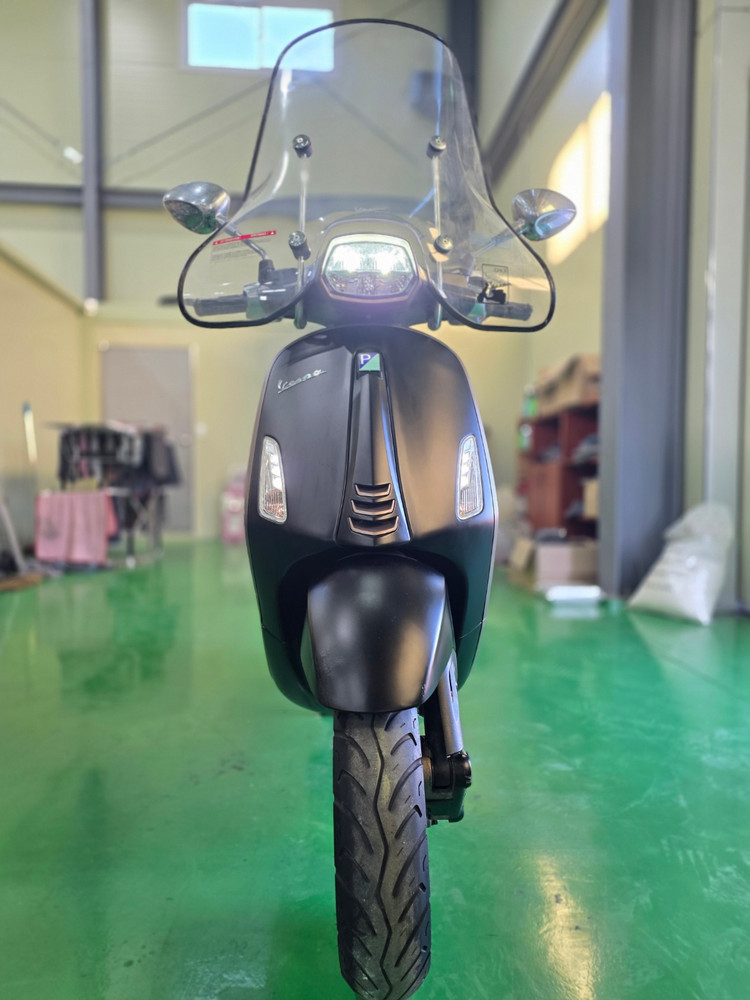 특가)베스파스프린트 tft모델 22년 1만 스크린 탑박스셋팅 최저가판매 이미지