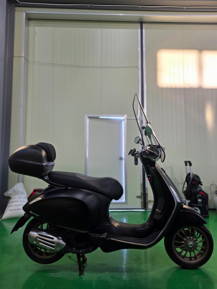 특가)베스파스프린트 tft모델 22년 1만 스크린 탑박스셋팅 최저가판매 이미지