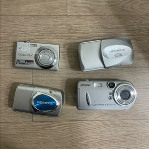 올림푸스/소니/니콘 디카 4대 세트 부품용 이미지