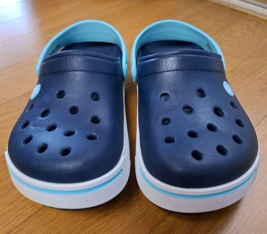 크록스 키즈 J3, 220사이즈 정품 팔아요.--3