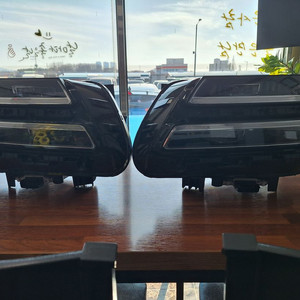 제네시스 GV80 헤드라이트 세트 이미지