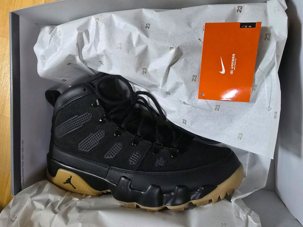 조던 9 레트로 부츠 290 사이즈 팝니다 이미지