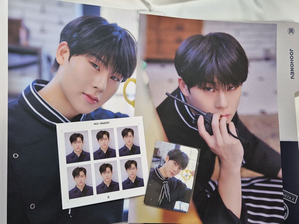 급처) 몬스타엑스 MX AGENT, 뱃지, 포카 세트 이미지