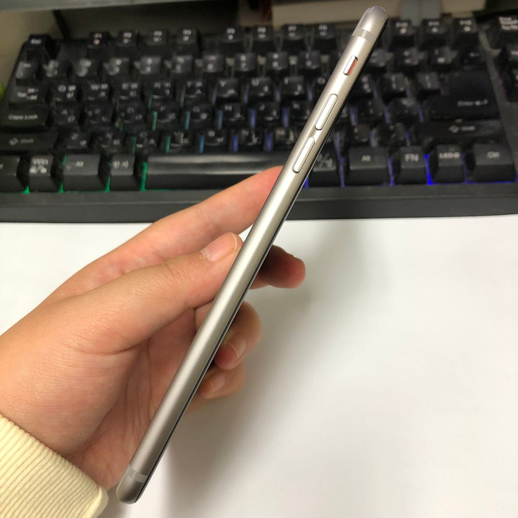 .아이폰6S플러스 64GB 스그 중고폰 배터리100% 인스타 사진폰 카메라폰 레트로감성 225294 이미지