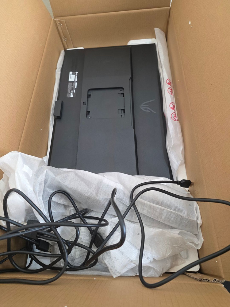 lg전자 울트라기어 27인치 qhd 300hz 27g640a 제품 40만원에 판매희망합니다. 이미지