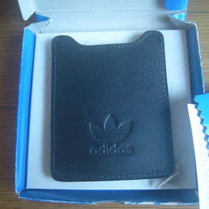 아디다스 오리지널플립지갑 희귀레어/나이키 노스페이스 러닝조깅헬스배낭백팩 캠핑 자전거 여행 acg 조던 아이폰 스투시