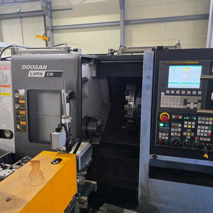 두산 cnc 선반 2016년식 lynx220 2대 판매합니다. 이미지