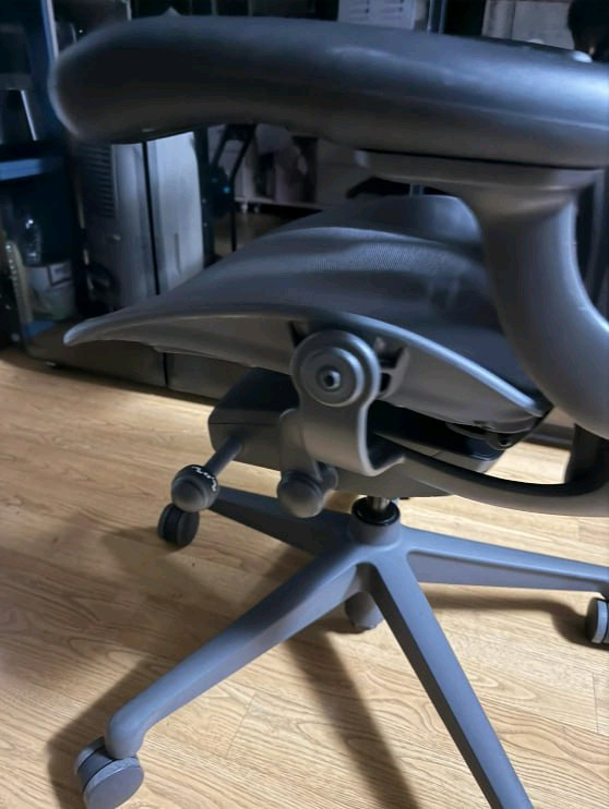 허먼밀러 에어론 풀체어 B사이즈--1