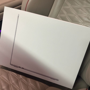미개봉 맥북에어 m5 13인치 실버 팝니다 이미지