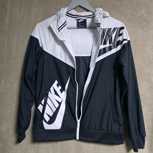 나이키 빅스우시 윈드러너 봄 점퍼 운동 조깅 런닝 바람막이 L(100)