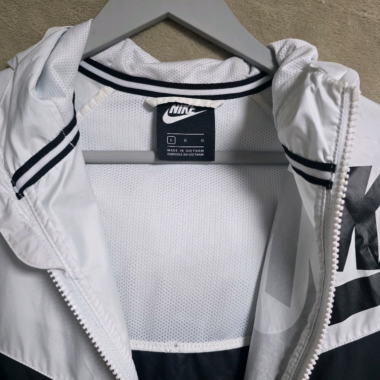 나이키 빅스우시 윈드러너 봄 점퍼 운동 조깅 런닝 바람막이 L(100)--1