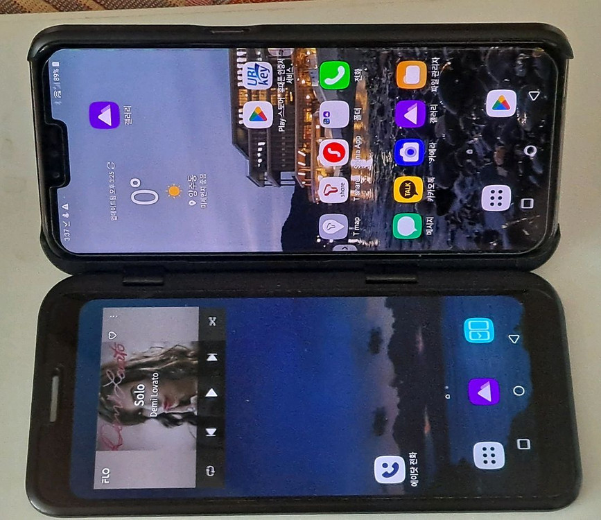 V50 LG듀얼스크린 입니다 이미지