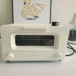 발뮤다토스터기 이미지