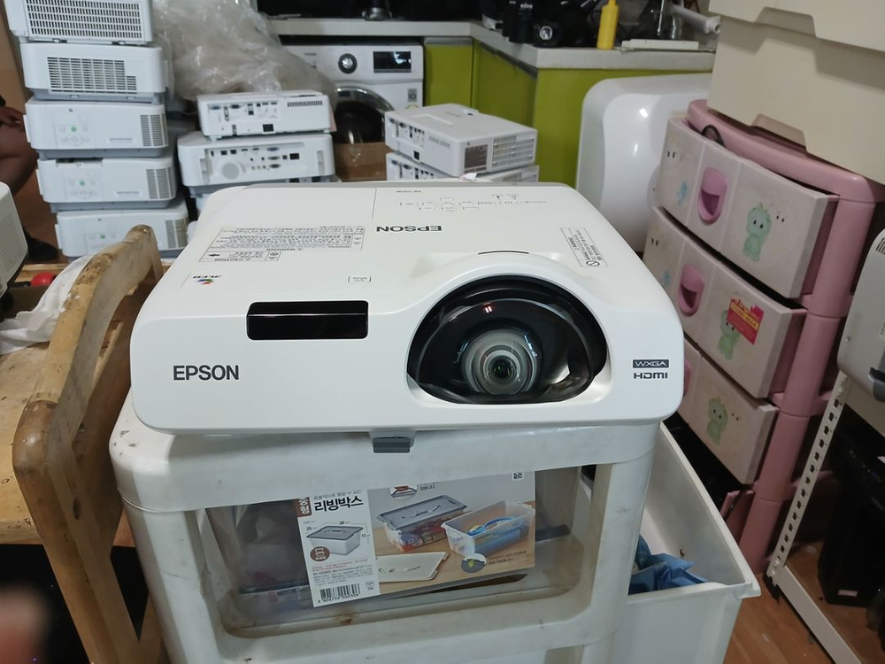 3400안시 앱손 단초점 eb-535w 중고빔프로젝터 이미지