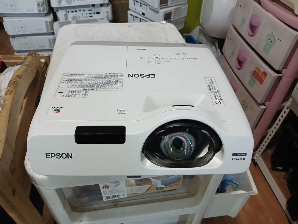 3400안시 앱손 단초점 eb-535w 중고빔프로젝터 이미지