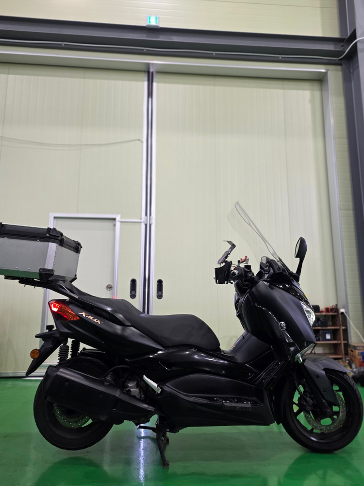 특가)야마하 xmax300 22년6만 알탑셋팅 블박2채널 최저가판매합니다 이미지