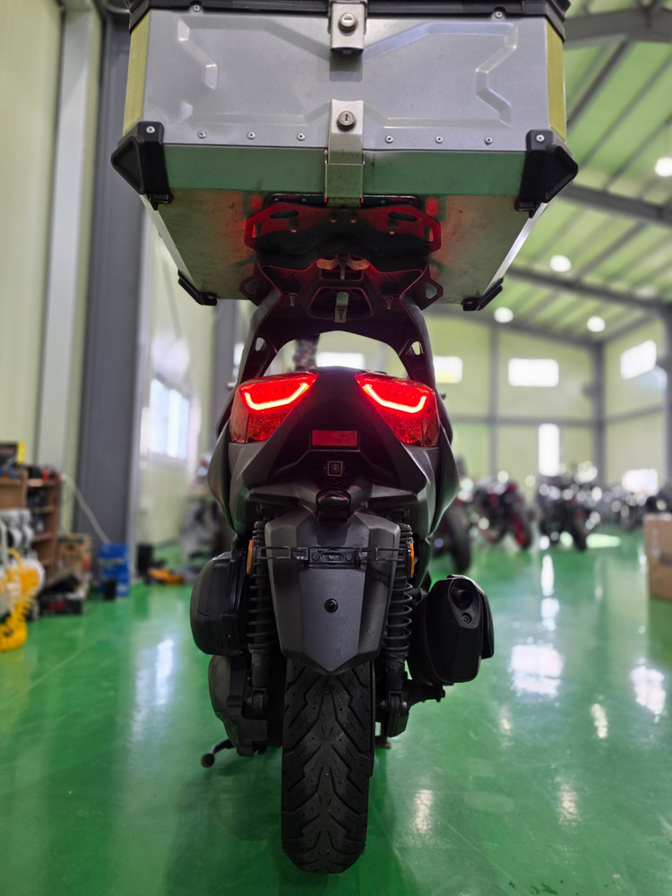 특가)야마하 xmax300 22년6만 알탑셋팅 블박2채널 최저가판매합니다 이미지