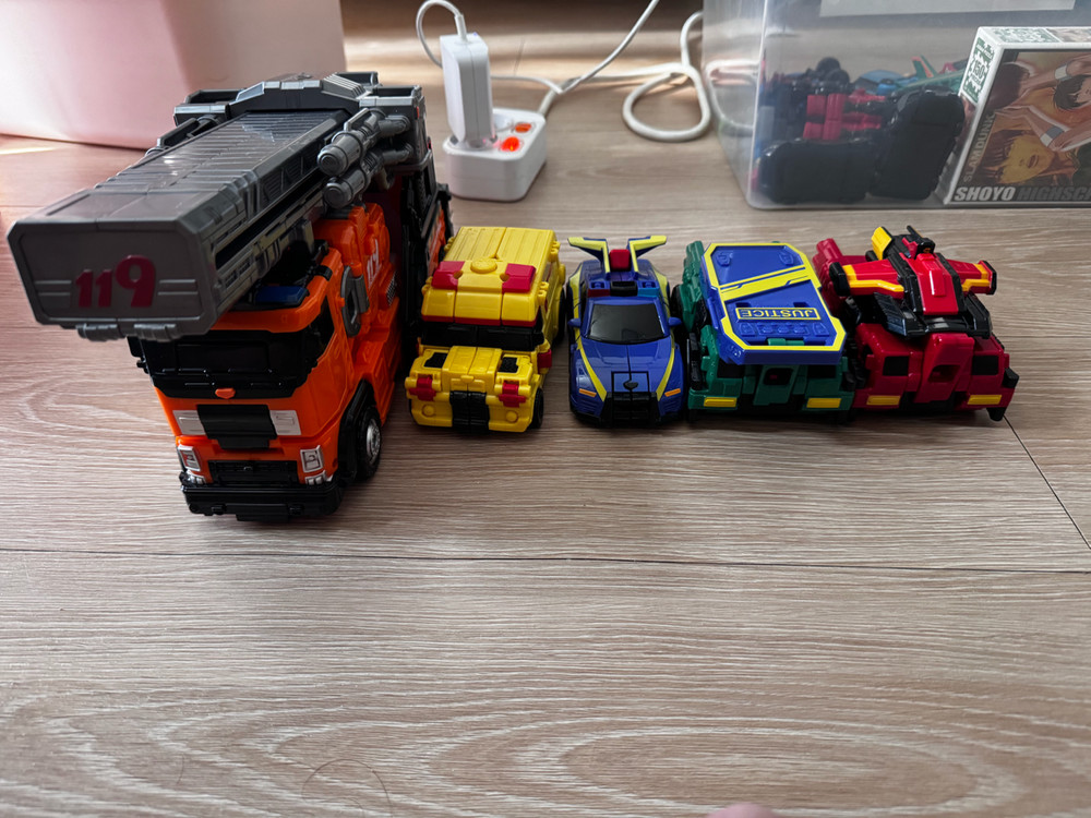 또봇 SOS 스페셜버전 팔아요--1