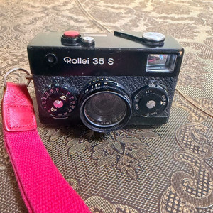 롤라이35s 블랙페인트 이미지