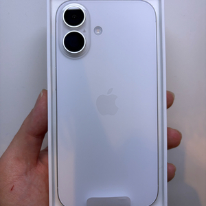 아이폰 16 128g 화이트 리퍼 새상품 미사용