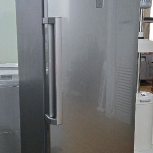 삼성 스탠드 김치냉장고 이미지