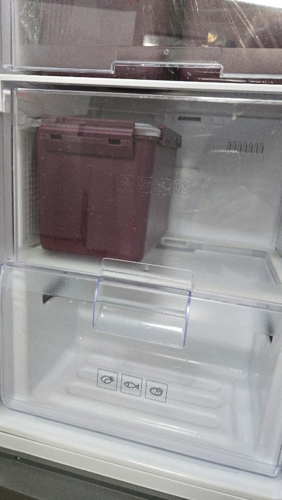 삼성 스탠드 김치냉장고 이미지