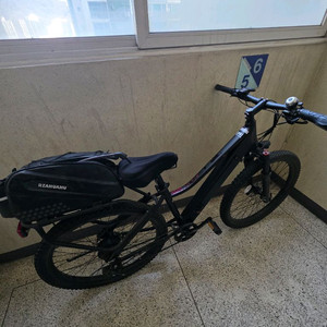 알톤 니모 27.5 LS 23년식 전기자전거 팝니다 (배터리2개,열쇠2개) 이미지