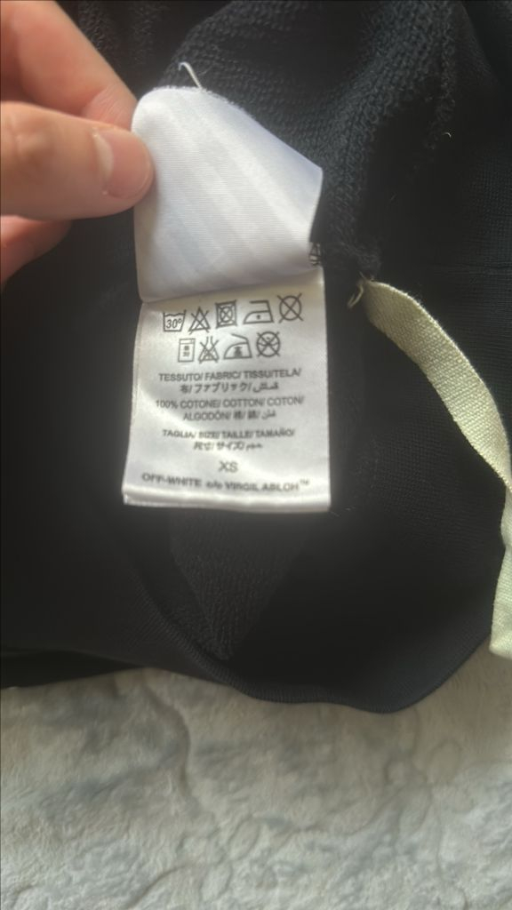 오프화이트 카라바지오 후드 이미지