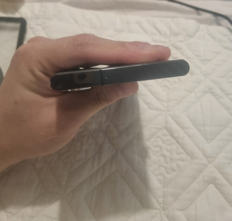 갤럭시S22울트라 256GB 판매 합니다--2