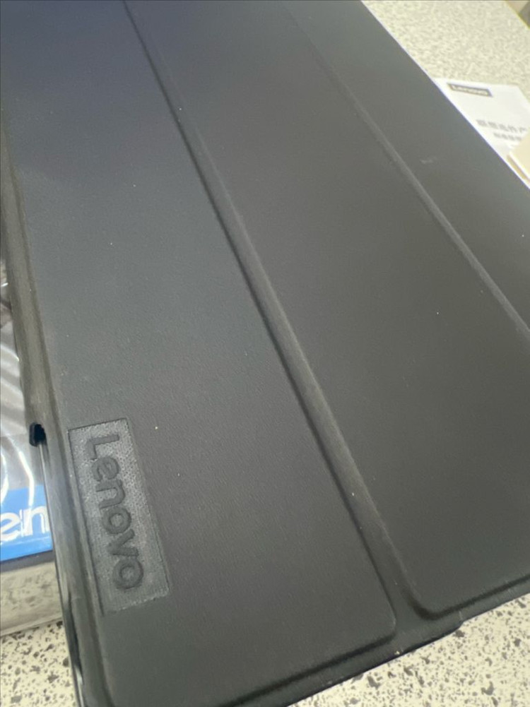 Y700 2세대 (케이스 + 펜슬 + 보호필름)--2