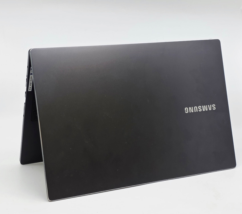 삼성 노트북7 NT760XBE-X58 GTX1650 게이밍노트북 고사양 이미지