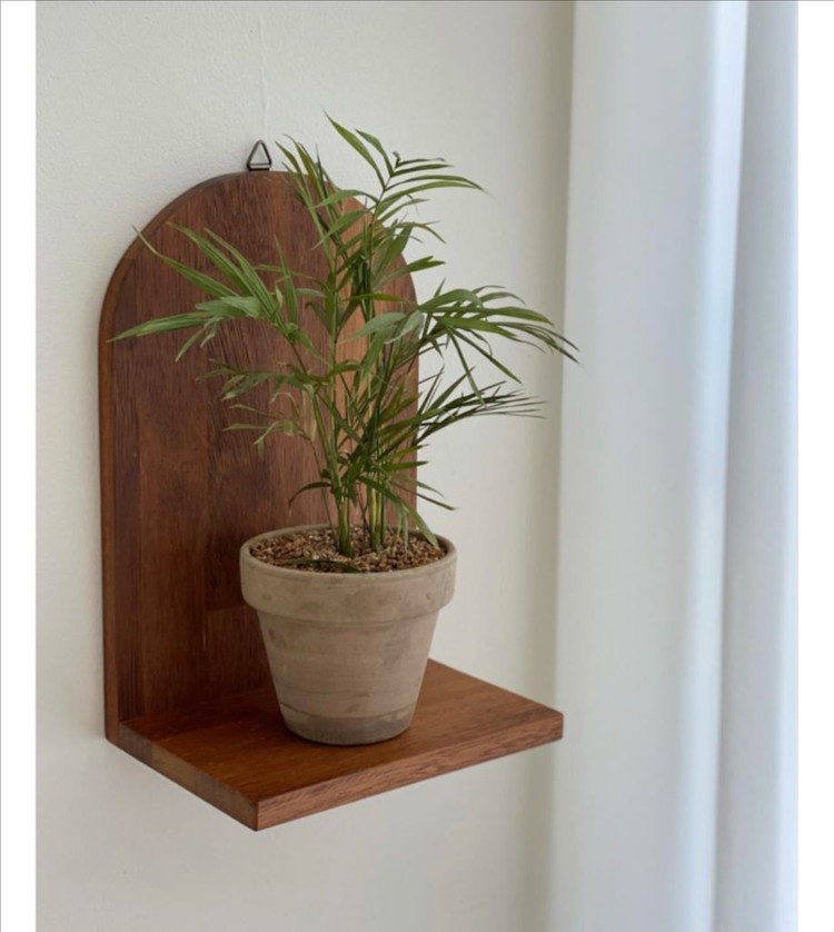 나무 벽걸이 선반 이미지