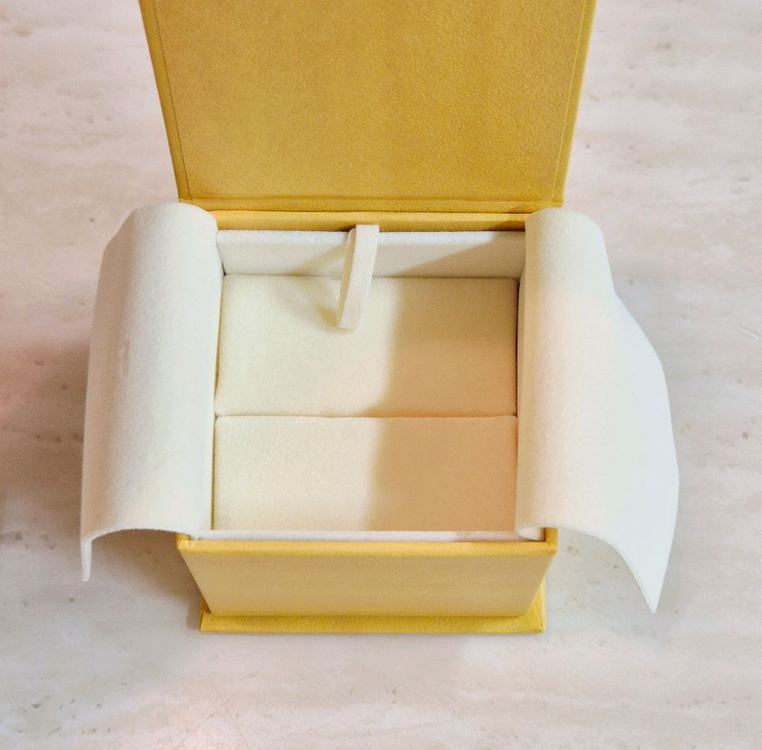 [정품]펜디 자석 박스+쇼핑백 SET,펜디 쇼핑백,펜디 반지,펜디 팔찌,펜디 이어링,펜디 이미지