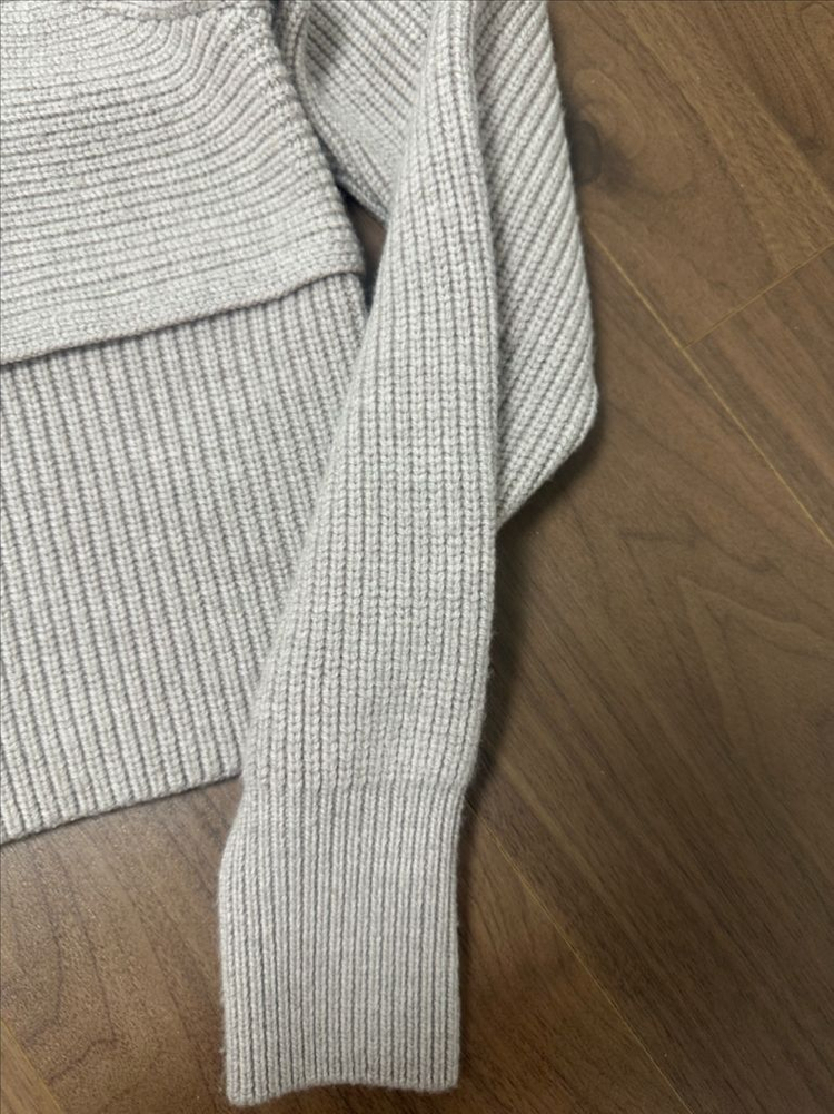 iro 니트 이미지