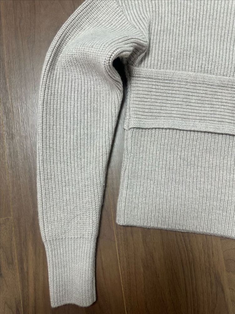 iro 니트 이미지